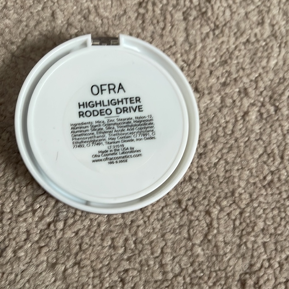 OFRA Highlighter Rodeo Drive - Picture 3 of 3